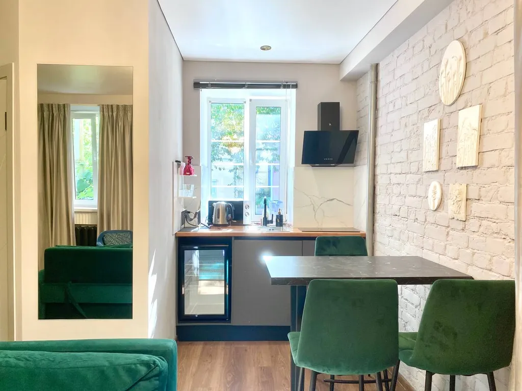 Квартира Квартира Дуплекс изумруд с отдельным входом и парковкой в историческом центре — Ярославль