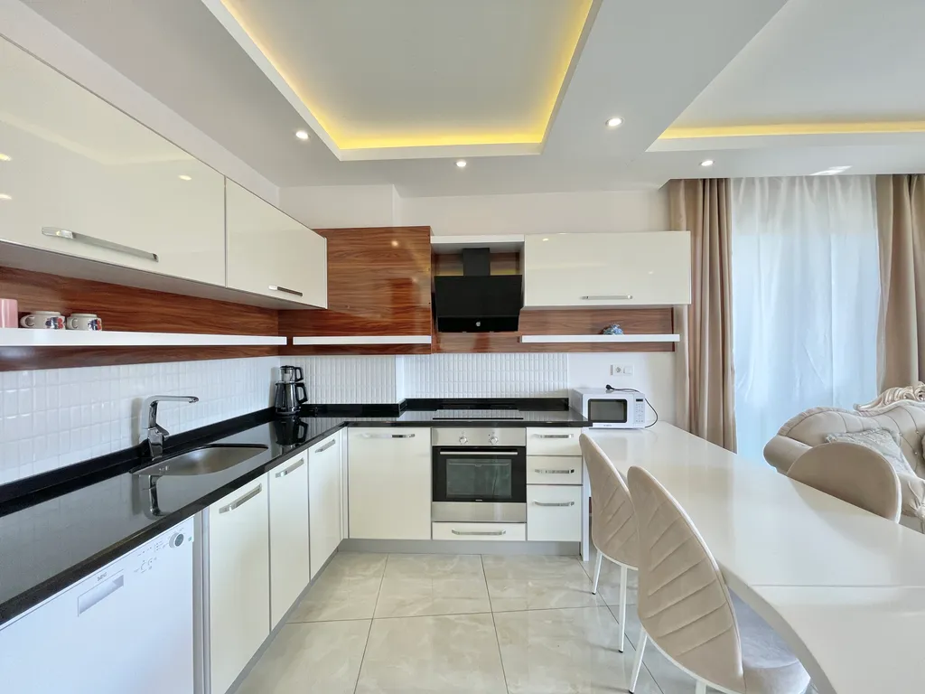 Просторная шикарная квартира в хорошем комплексе