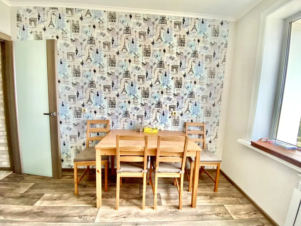 Квартира с современным ремонтом в новостройке