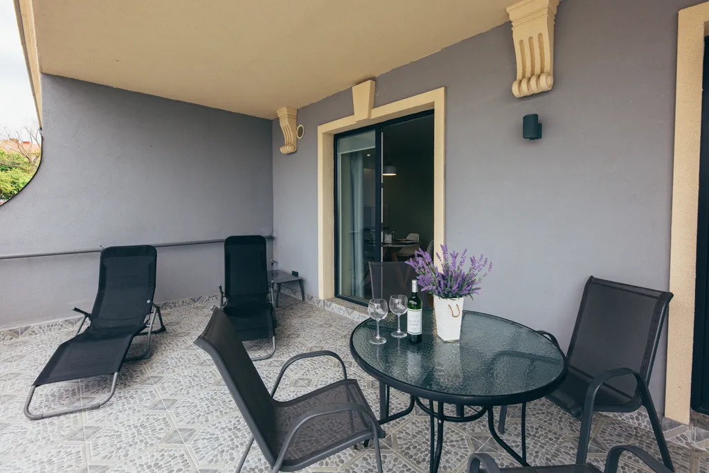 Квартира Olive marine resort с видом на море и большой террасой