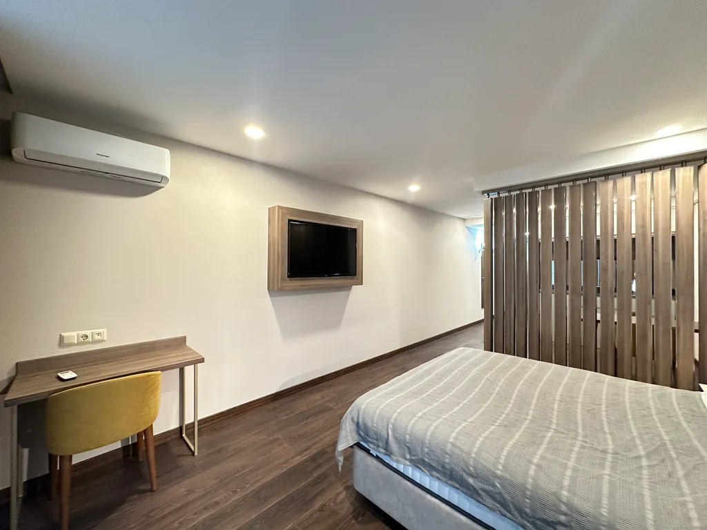 Просторный апартамент в двух шагах от моря