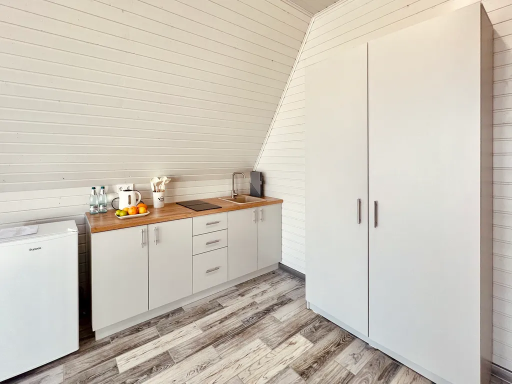 Четырёхместный коттедж у моря