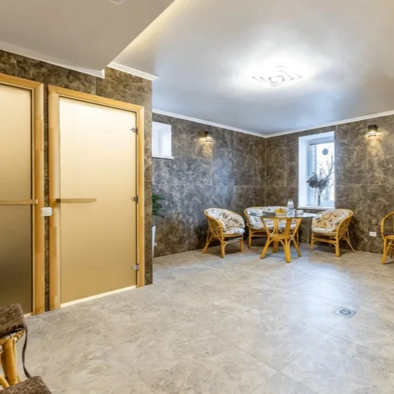 8-комнатный Дом