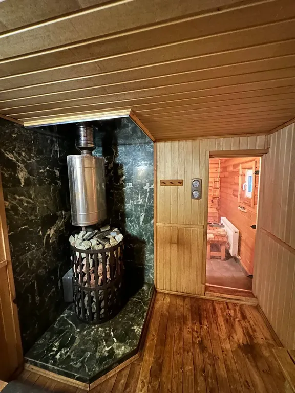 Русская усадьба с баней со швейцарским флёром