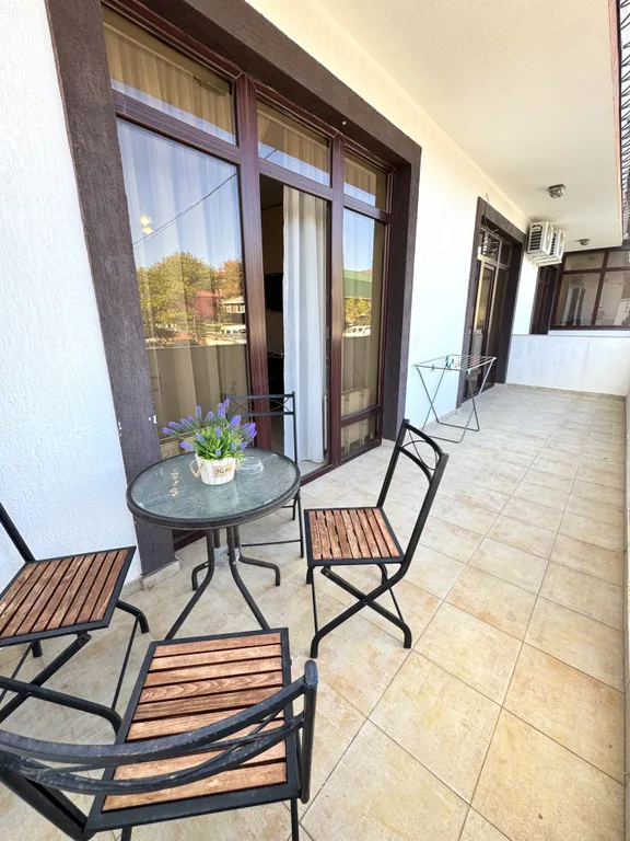 Квартира 2-комнатная Квартира — Геленджик