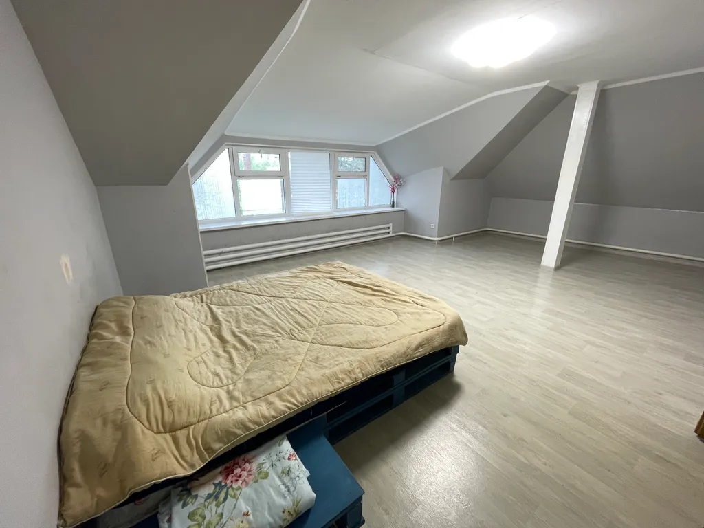 6-комнатный Дом