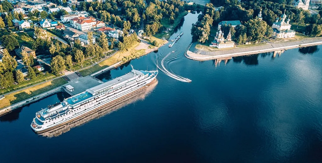 Апартаменты Сердце Углича в центре с видом на Храм, р.Волгу и Парк
