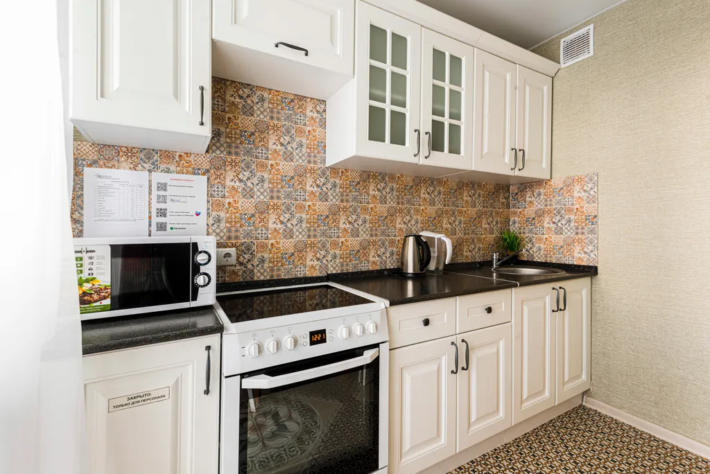 Радужная квартира недалеко от залива, гостиничный сервис, кондиционер