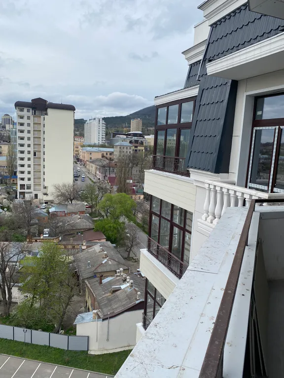 Потрясающий вид на гору Машук