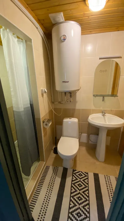 Большой дом с сауной на берегу реки Тулома с собственной территорией