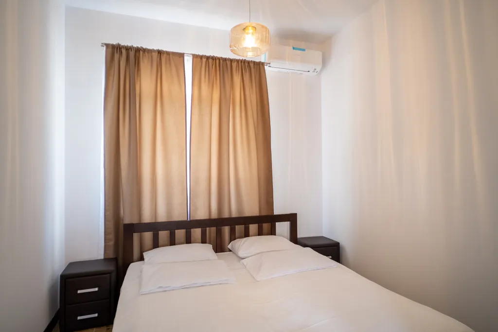 Квартира 2-комнатная Квартира — Кучугуры