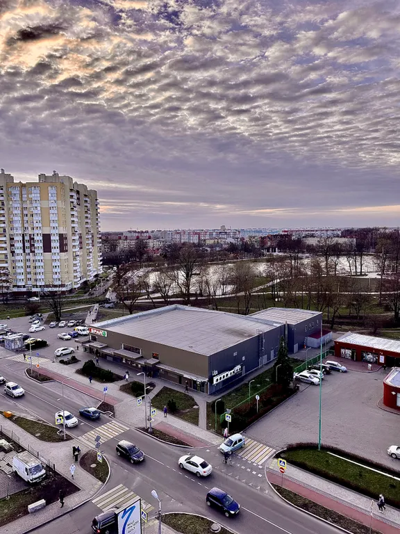 Квартира Квартира Студия с видом на Летнее озеро и с просторной отапливаемой лоджией — Калининград