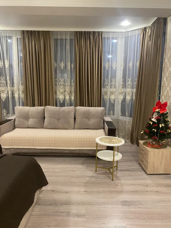 УЮТНАЯ КВАРТИРА,В ТИХОМ ЦЕНТРЕ ТУАПСЕ