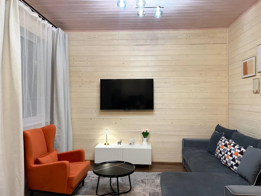 Дом с собственным сосновым лесом недалеко от поселка Сосново