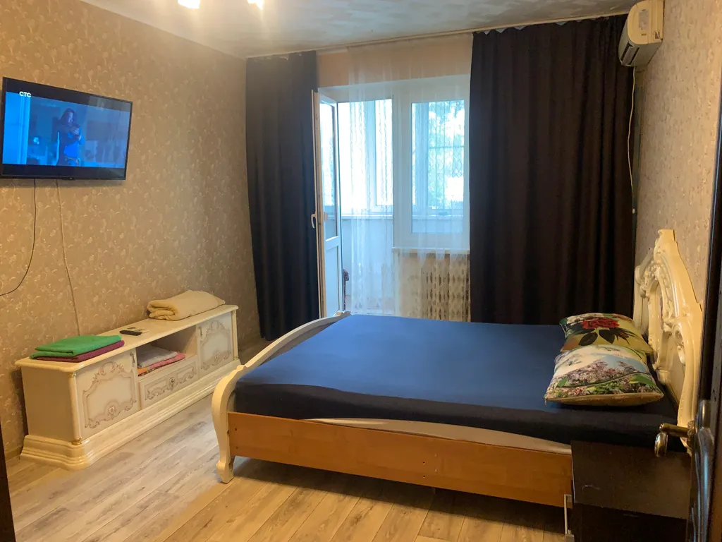 Квартира Отличная транспортная развязка у дома — аренда посуточно в Астрахань