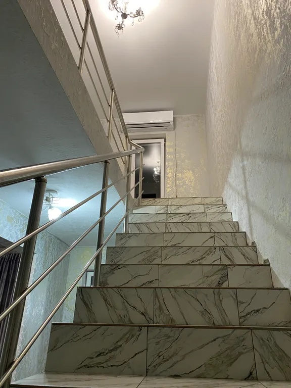 Коттедж 2х этажный с бассейном на 14 человек