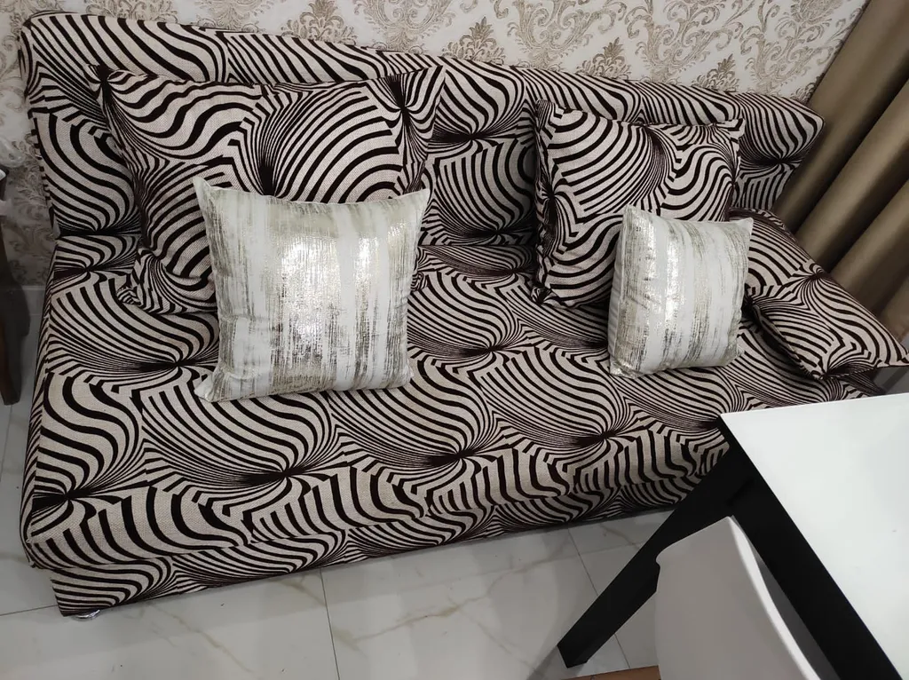 Современная 2-я большая квартира прямо на набережной с пляжем у дома