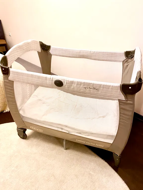 Квартира у каскадной лестницы