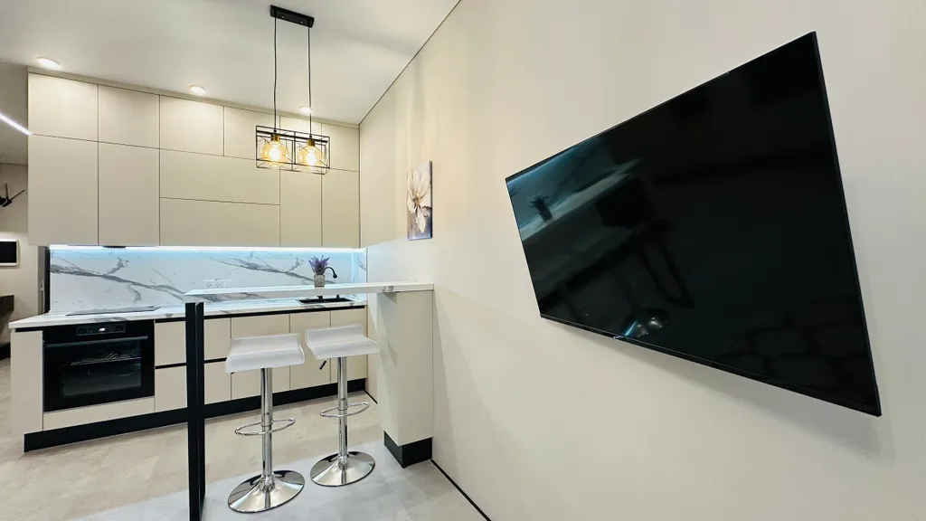 Студия с видом на центр