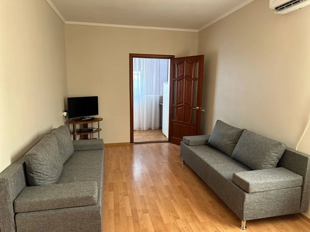 Уютная солнечная квартира