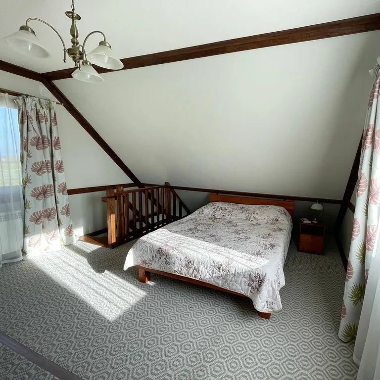 Коттедж с двумя спальнями с беседкой и мангалом — аренда посуточно в Волковское