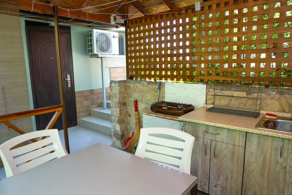 Двухместный номер с беседкой с видом на лес и горы