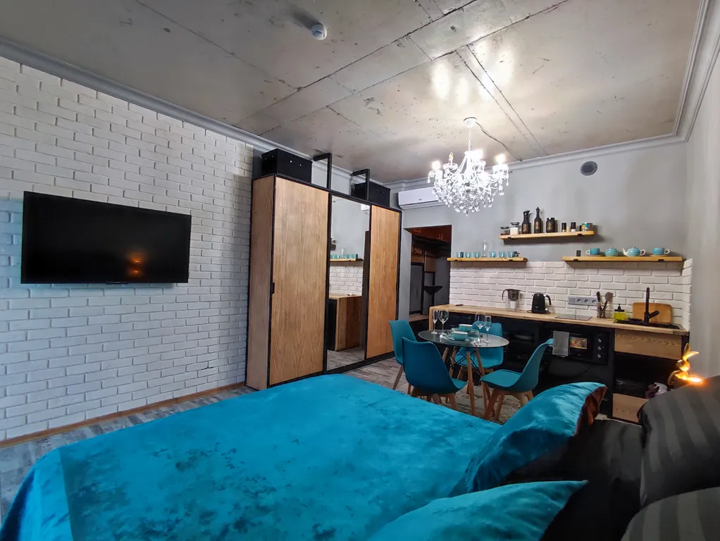 Квартира Авторский loft в Алуште: комфорт и стиль — аренда посуточно в Алушта