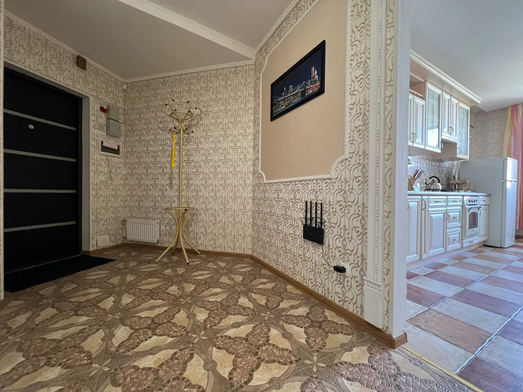 Рядом парк Победы Херсонес не берем оплату за уборку