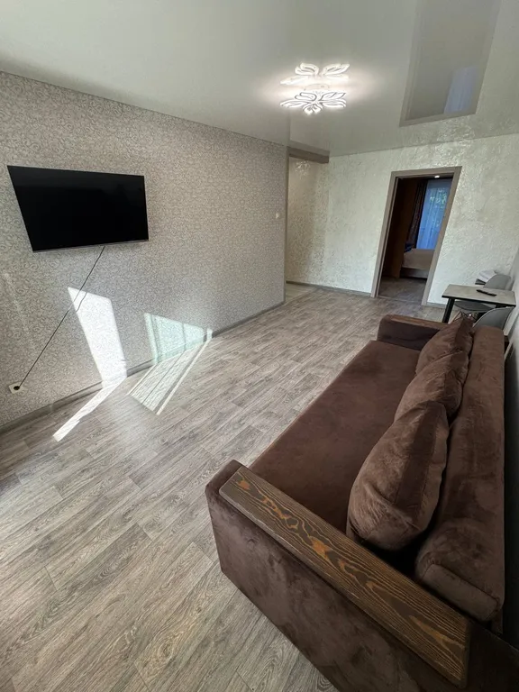 Уютная солнечная квартира в районе Золотого моста