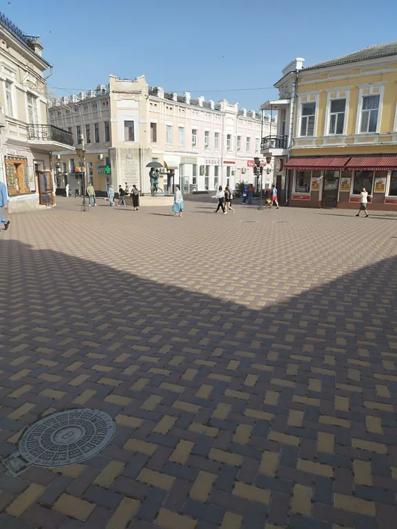 Дом возле набережной