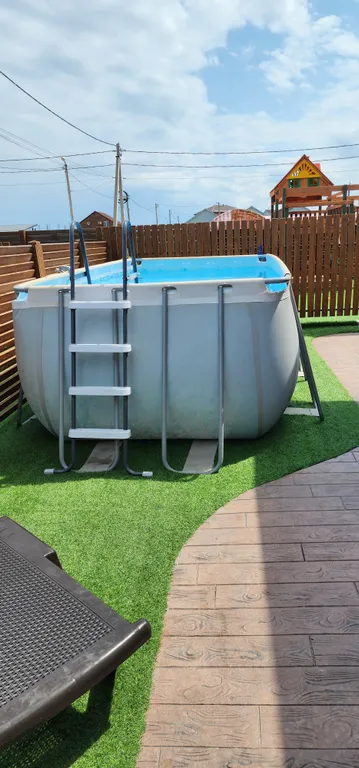 Коттедж Дом с бассейном — Кучугуры