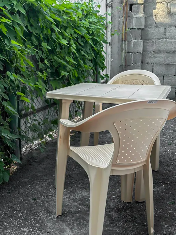 Дом в тихом районе с бесплатной парковкой для путешественников на авто