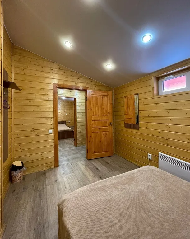 Коттедж с баней и бассейном