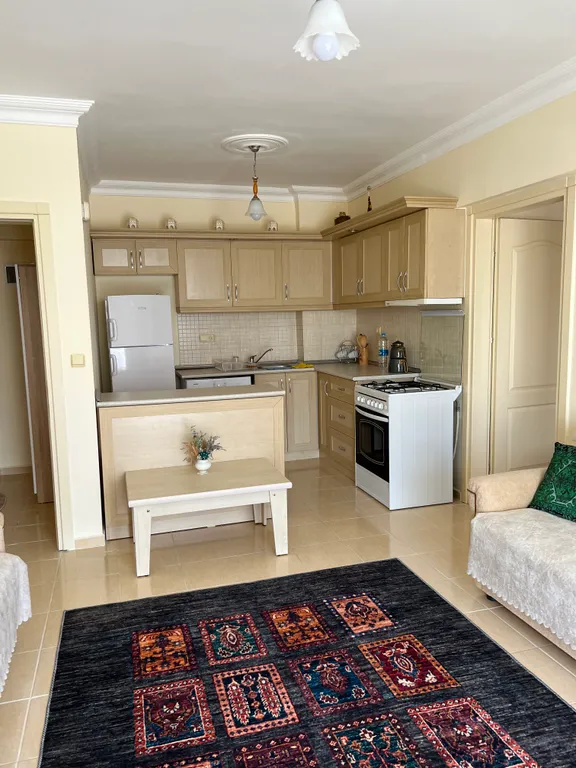 Уютная квартира в небольшом жилом комплексе с бассейном