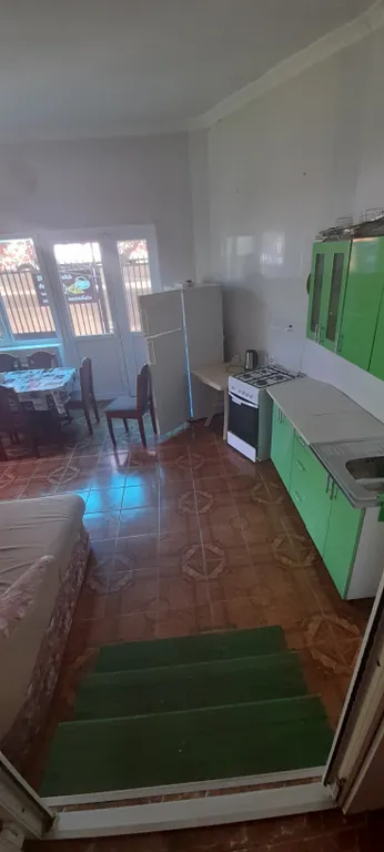 Уютный трёхместный люкс в гостевом доме недалеко от моря