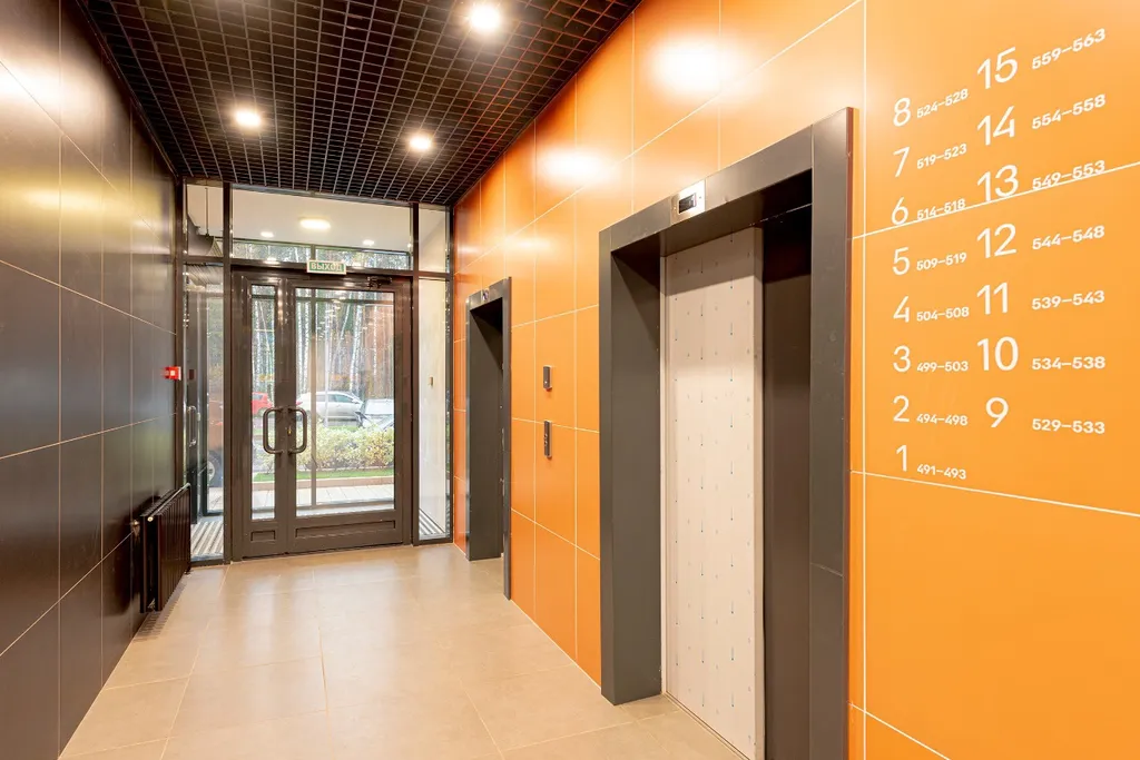 Рядом с метро Саларьево