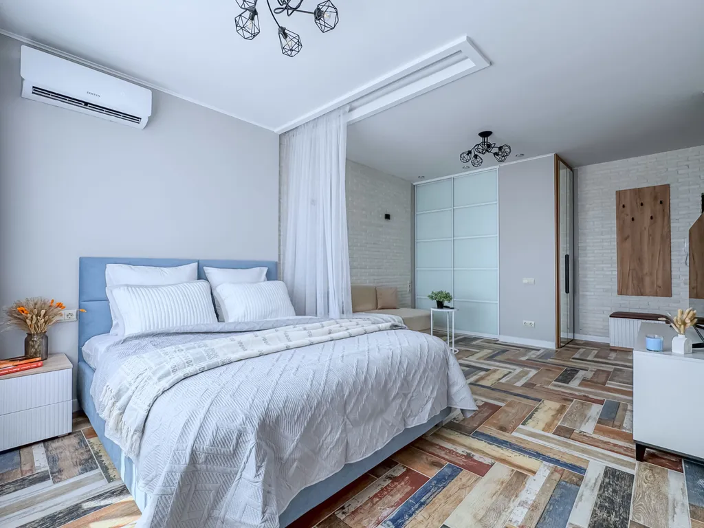 Комфорт в шаге от стадиона, удобная кровать и диван