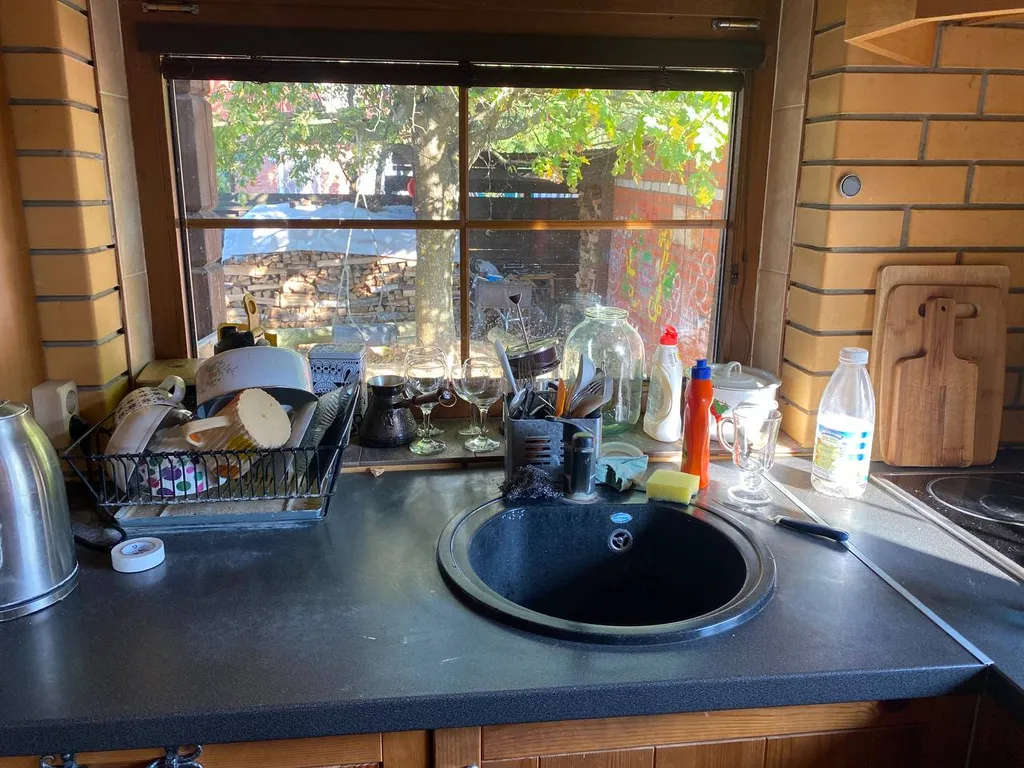 Уютный дом с баней и подворьем