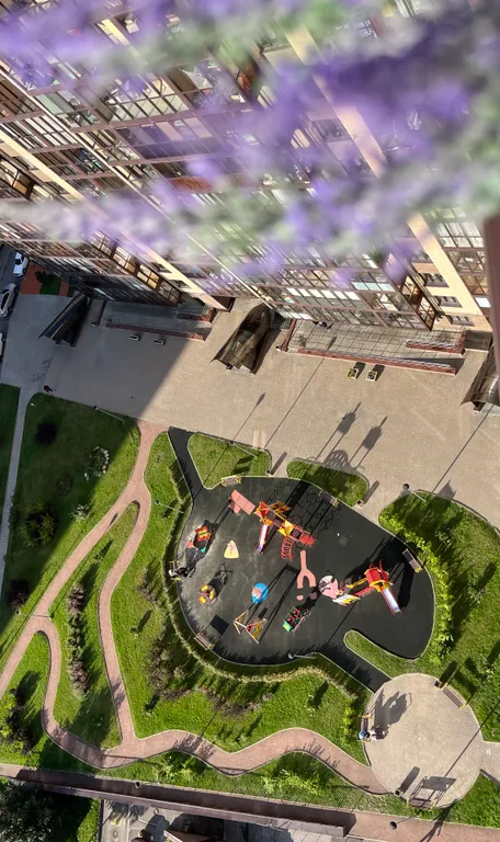 Уютная видовая двушка рядом с метро