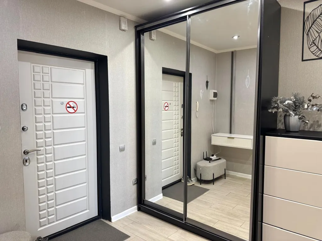 Апартаменты Аврора Комсомольская 89 , закрытая парковка