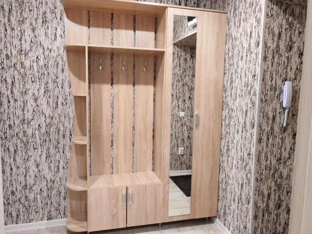 Видовая 1-комнатная квартира с дизайнерским ремонтом