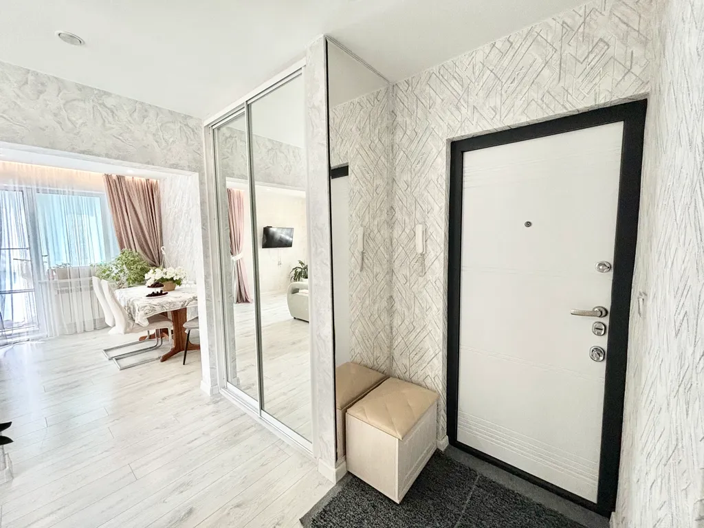 2-х комнатная квартира недалеко от центра 2 кондиционера и балкон