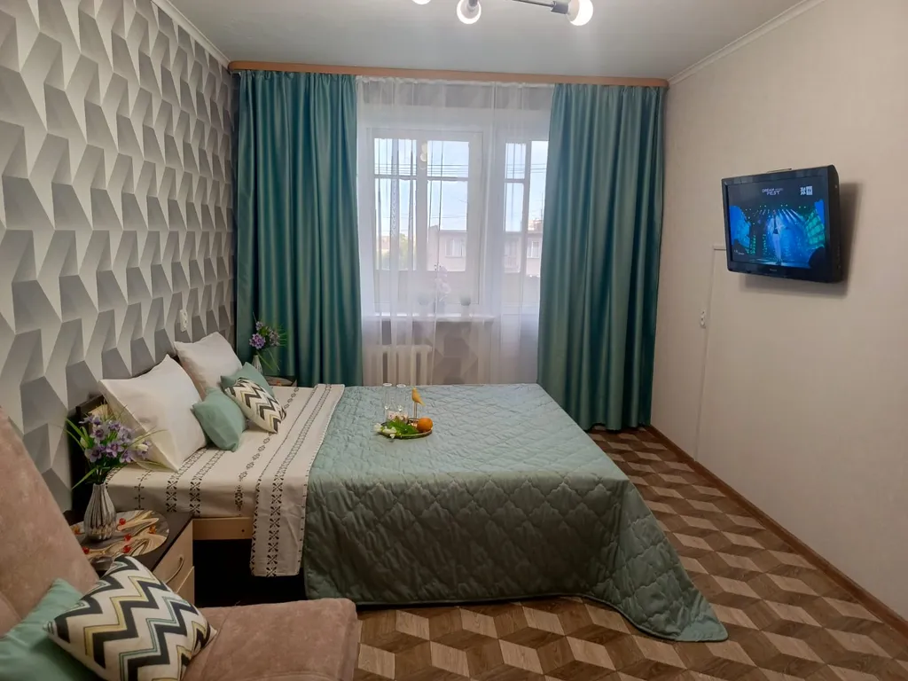 Квартира БЫСТРО. УЮТНО.  В ЦЕНТРЕ — аренда посуточно в Орск