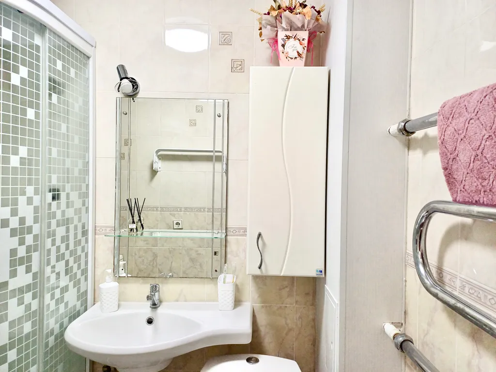 Уютная квартира в шаге от станции метро Проспект Космонавтов