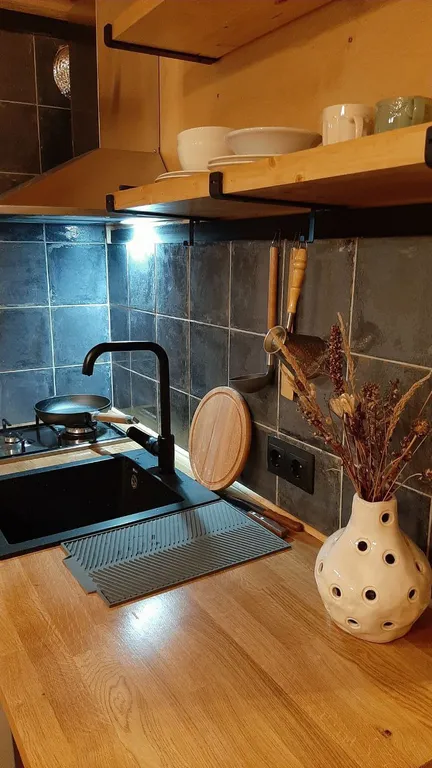 Домик в эко стиле с видом на горы