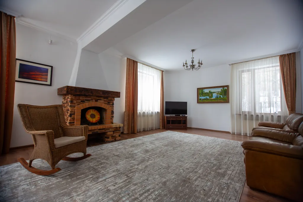 Уютный коттедж на берегу озера