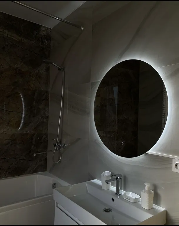 Уютный дом у моря в черте города