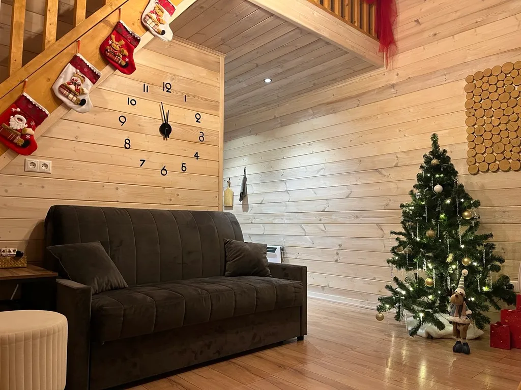 Уютный дом в стиле Барнхаус с чаном у леса, у нас есть баня.