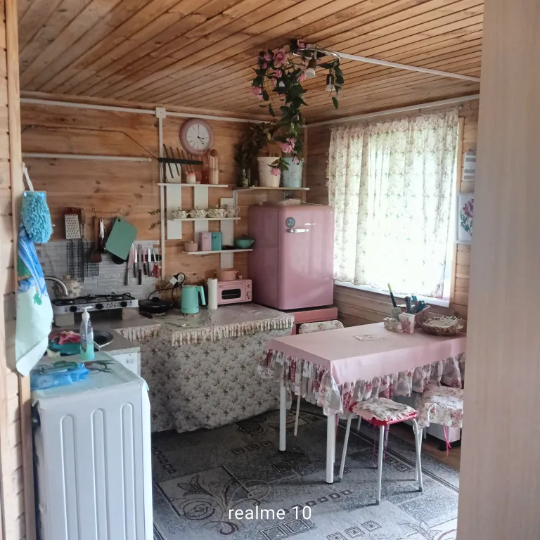 Дом в 20 минутах ходьбы от псково-печорского монастыря