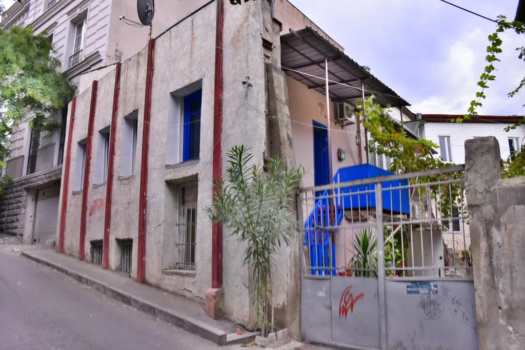 Дом Библиотекаря с Балконом